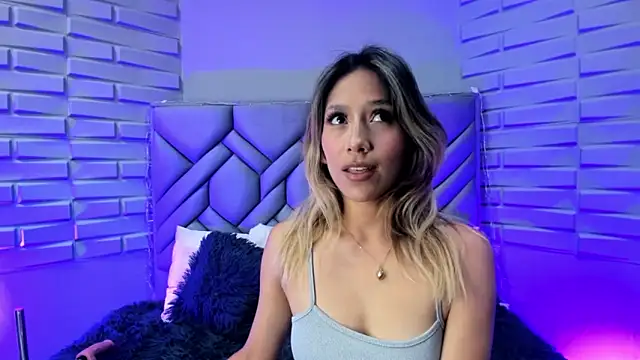 BriannaHarps online show from 02/13/25, 08:55