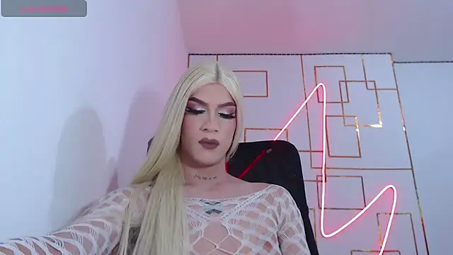 Snapshot of khalany_hadid chatting on 01/07/25, 06:27 khalany hadid online show from 01/07/25, 06:27