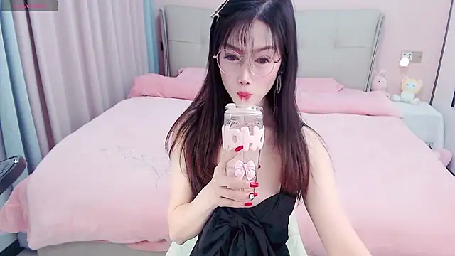 miduo520666 online show from 01/08/25, 06:20