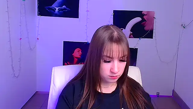 Evelina GG online show from 12/10/24, 12:27