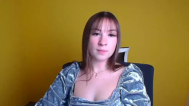 Evelina GG online show from 12/12/24, 09:48