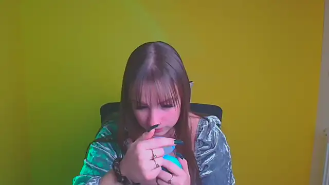 Evelina GG online show from 12/14/24, 01:50
