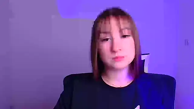 Evelina GG online show from 12/20/24, 12:27