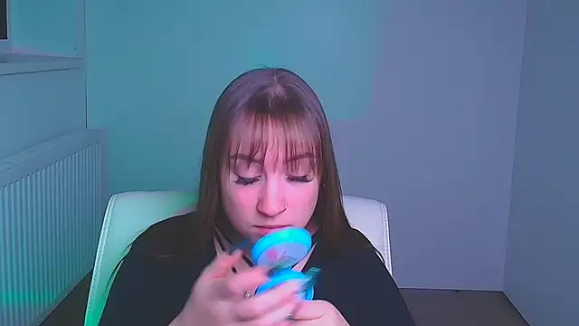 Evelina GG online show from 12/21/24, 06:30