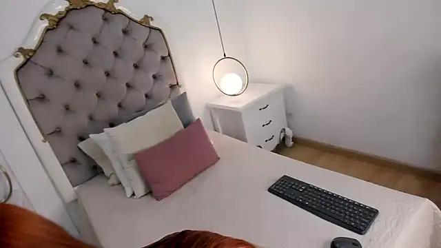  ambar Adamss online show from 12/23/24, 11:36