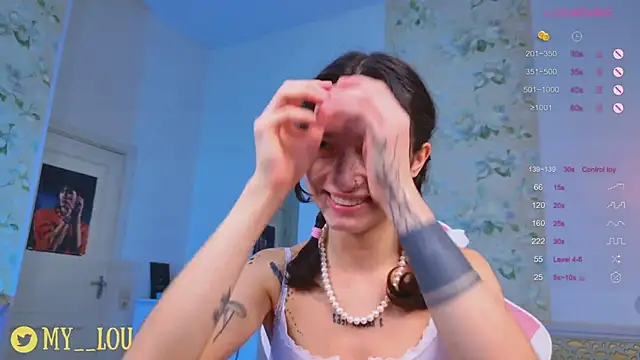 MyLou  online show from 10/04/25, 03:10