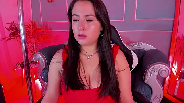 Red star8 online show from 11/21/25, 11:20