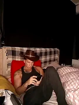 Lovely milk online show from 12/11/24, 03:15