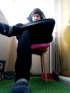 Lovely milk online show from 12/19/24, 08:23