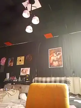 Lovely milk online show from 03/11/25, 08:20