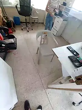 Hlanduro online show from 03/19/25, 07:27