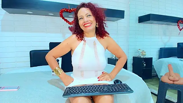 Kasandra Gomez online show from 09/25/25, 12:20