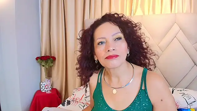Kasandra Gomez online show from 05/28/26, 12:13