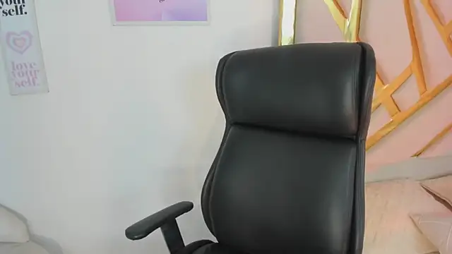 LanaJones  online show from 05/28/26, 01:19