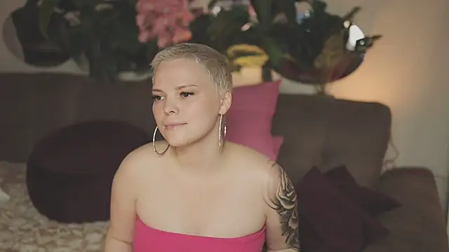 LikaBerry1 online show from 10/20/25, 02:34