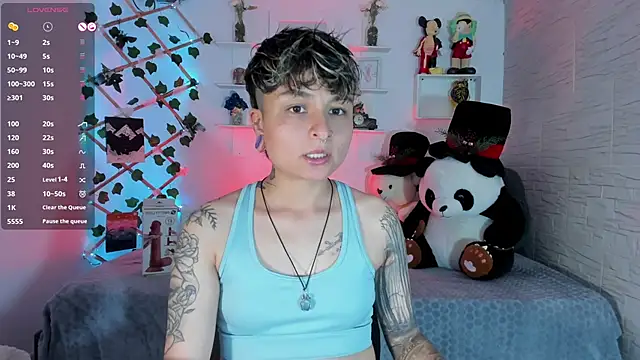 ZuryRamirez  online show from 10/10/25, 09:14