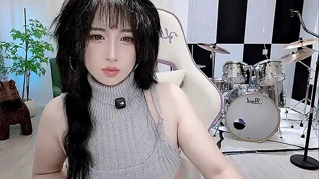 Snapshot of Vaness-a chatting on 09/13/25, 05:57 Vaness-a online show from 09/13/25, 05:57