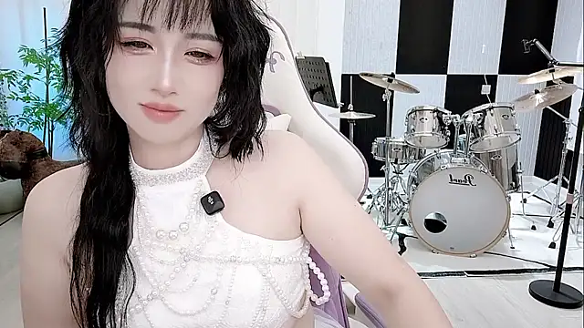 Snapshot of Vaness-a chatting on 09/15/25, 08:42 Vaness-a online show from 09/15/25, 08:42