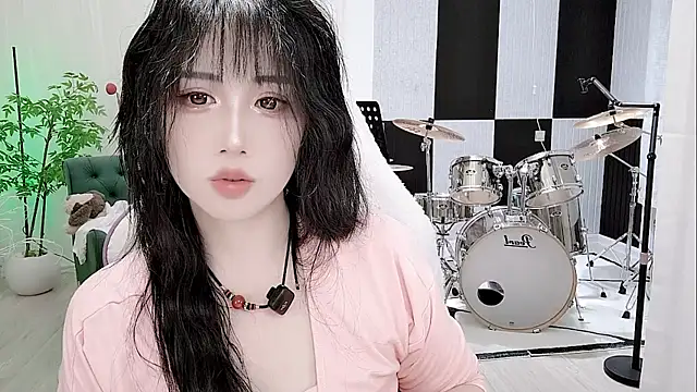 Snapshot of Vaness-a chatting on 10/01/25, 04:24 Vaness-a online show from 10/01/25, 04:24