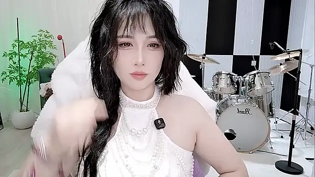 Snapshot of Vaness-a chatting on 10/05/25, 03:21 Vaness-a online show from 10/05/25, 03:21