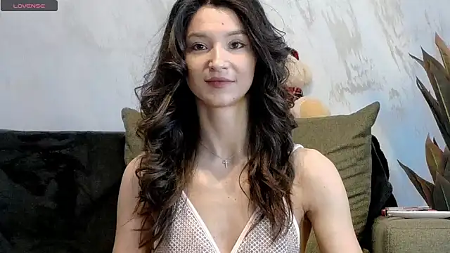 Snapshot of tayakayan chatting on 03/18/26, 01:58 tayakayan online show from 03/18/26, 01:58