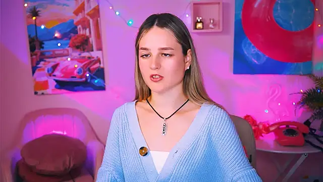 DeboraLarson online show from 12/11/24, 10:03
