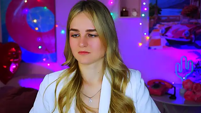 DeboraLarson online show from 03/16/25, 03:47