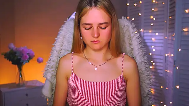 DeboraLarson online show from 10/04/25, 03:48