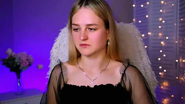 DeboraLarson online show from 10/07/25, 05:59