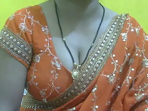 HOT-SEEMAA online show from 06/06/26, 07:40
