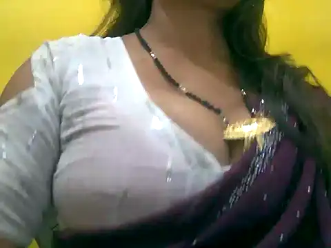 LOVE-SUSHILA online show from 02/20/25, 03:52