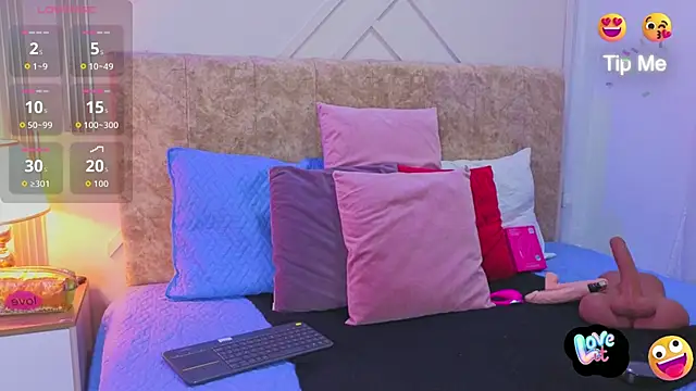 ashley  foxx  online show from 07/02/26, 01:39