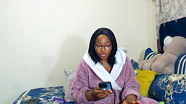 Snapshot of veronica1xxx chatting on 07/13/26, 10:23 veronica1xxx online show from 07/13/26, 10:23