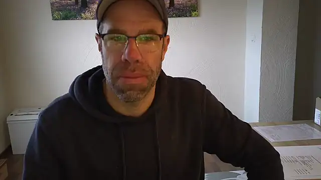 Harry Boldt online show from 10/17/25, 06:16