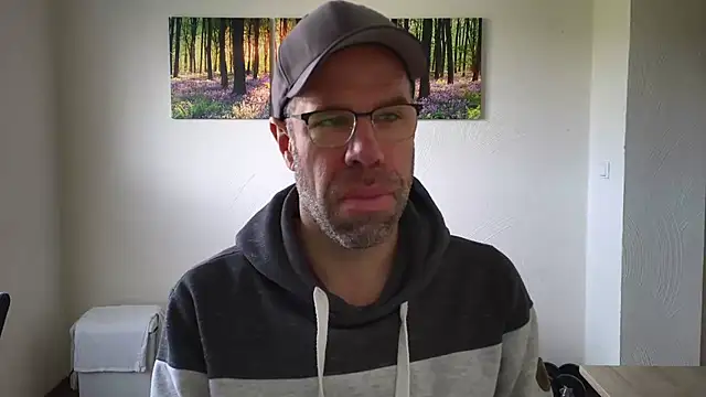 Harry Boldt online show from 10/30/25, 08:49