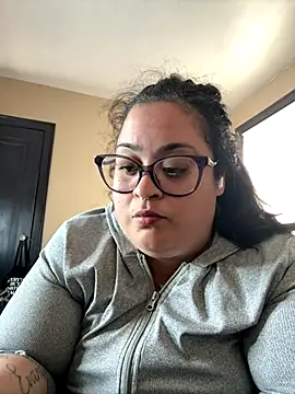 tillymarie34 online show from 10/14/25, 06:52