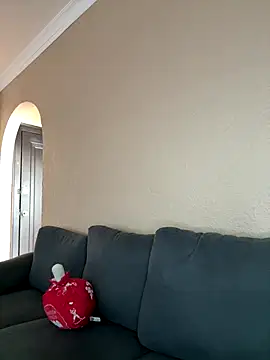 tillymarie34 online show from 10/27/25, 04:33