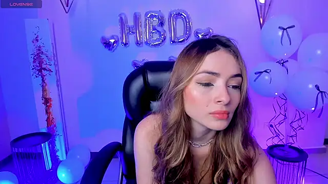 Snapshot of StacyWoods chatting on 03/01/25, 01:18 StacyWoods online show from 03/01/25, 01:18