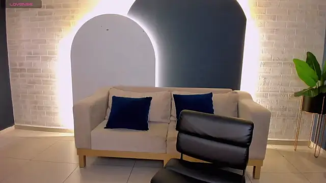 Snapshot of StacyWoods chatting on 03/17/25, 10:49 StacyWoods online show from 03/17/25, 10:49