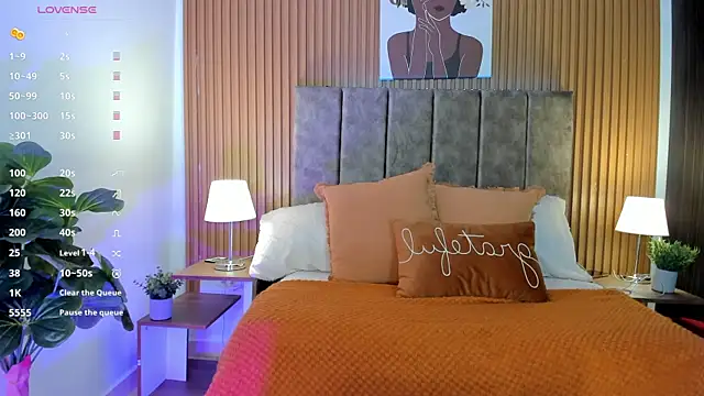 Snapshot of StacyWoods chatting on 11/07/25, 07:58 StacyWoods online show from 11/07/25, 07:58