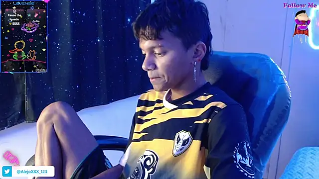 loistwink  online show from 03/23/25, 08:48