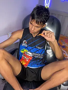 loistwink  online show from 09/11/25, 03:50