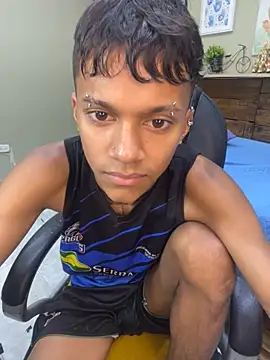 loistwink  online show from 10/15/25, 05:24