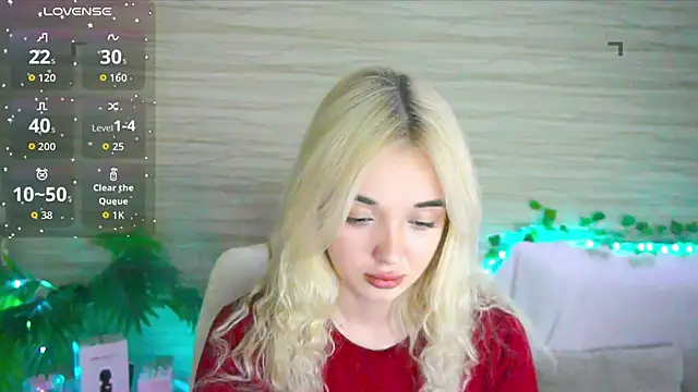 Snapshot of Ashley_S chatting on 11/02/25, 11:07 Ashley S online show from 11/02/25, 11:07