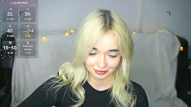 Snapshot of Ashley_S chatting on 11/20/25, 11:15 Ashley S online show from 11/20/25, 11:15