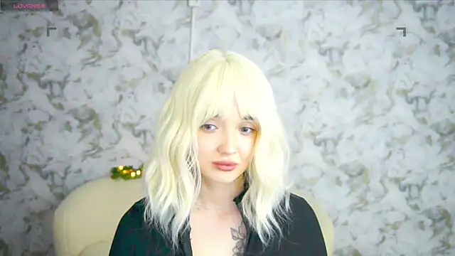 Ashley S online show from 06/11/26, 12:32