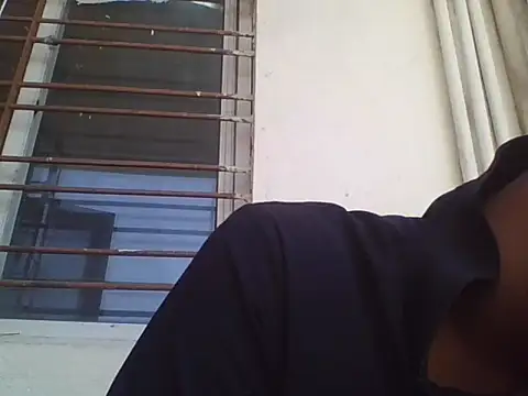 Snapshot of AuntyLover_BhabhiLover_ chatting on 02/05/25, 08:32 AuntyLover BhabhiLover  online show from 02/05/25, 08:32