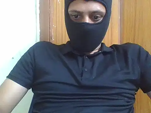 Snapshot of AuntyLover_BhabhiLover_ chatting on 02/05/25, 05:09 AuntyLover BhabhiLover  online show from 02/05/25, 05:09