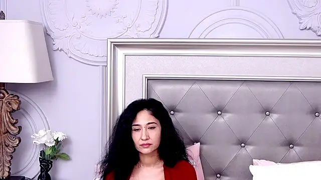 Snapshot of VanessaCulpo chatting on 02/17/25, 06:59 VanessaCulpo online show from 02/17/25, 06:59