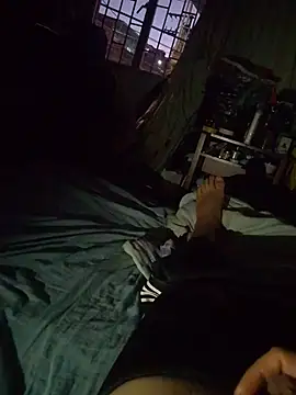 Snapshot of lovensexxxx chatting on 12/13/25, 11:10 lovensexxxx online show from 12/13/25, 11:10